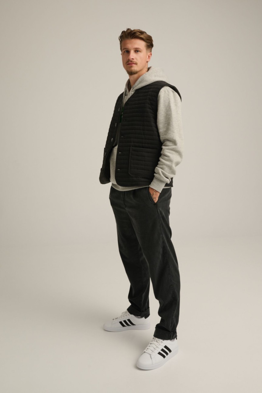 Vest Pao