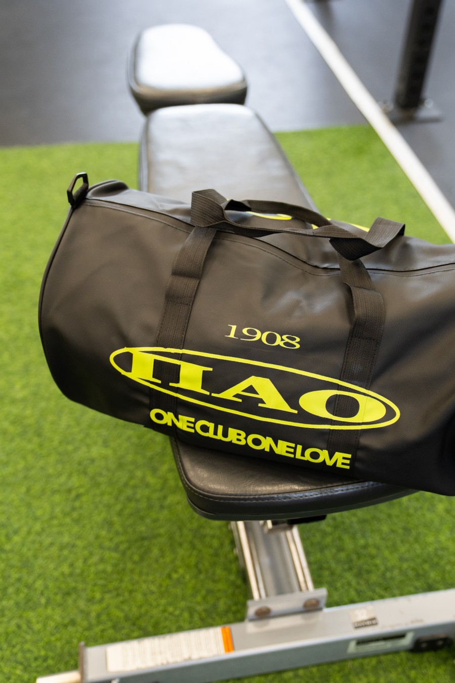 Σακ Βουαγιάζ PAO